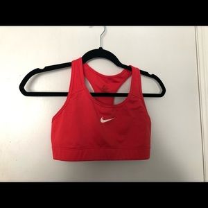 Nike sports bra. Great condition